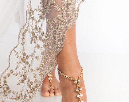 Beach wedding foot jewelry 